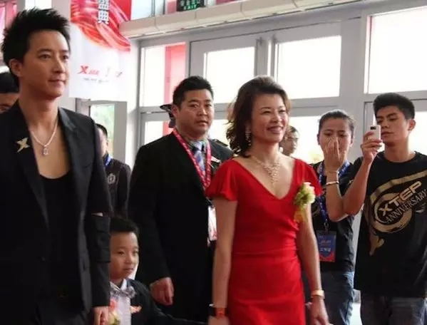 粉紅領導力，來看看體育商業世界中的這20位女性 