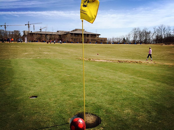 足球高爾夫新鮮熱辣，但要想推廣開來并不那么容易 