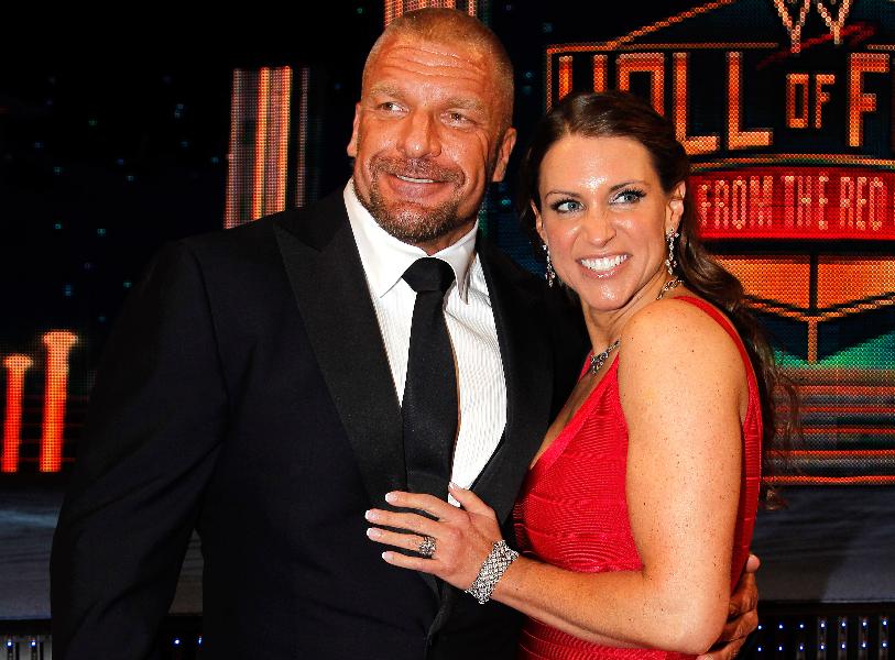 當一個WWE的摔角選手能賺多少錢？ 