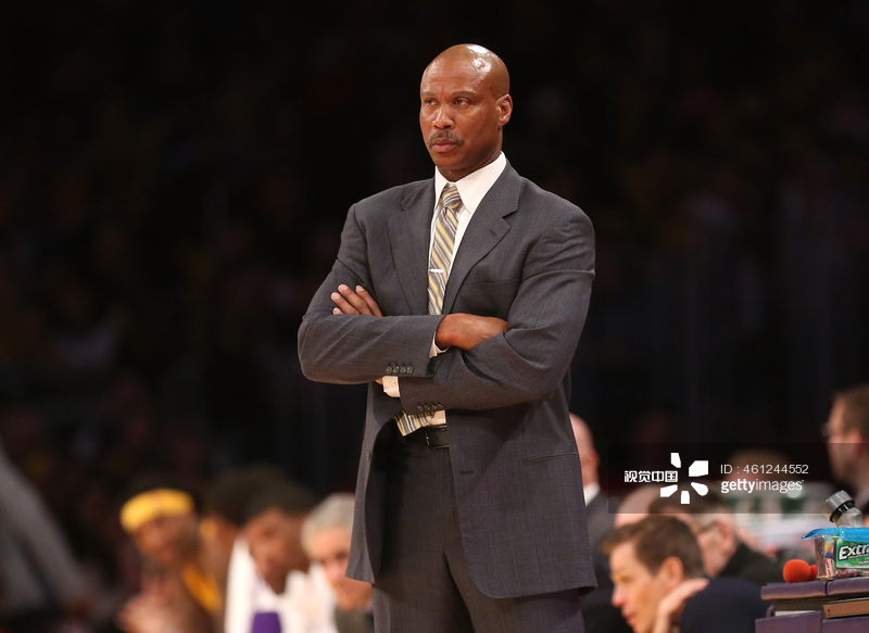 雅虎Woj：湖人主帥斯科特下課 