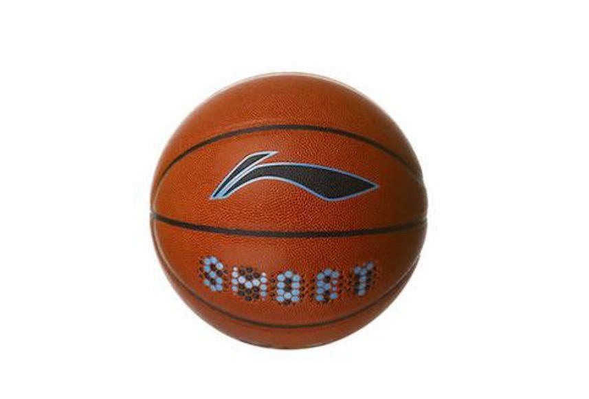 李寧又在智能籃球上花心思了，這一次他們仍跟創業公司合作｜創業熊 