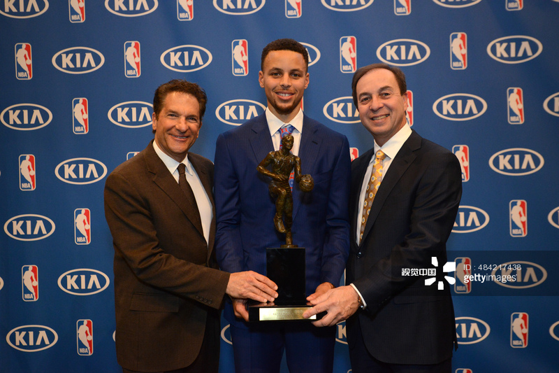 庫里談全票當選MVP 工資僅排NBA第61位 