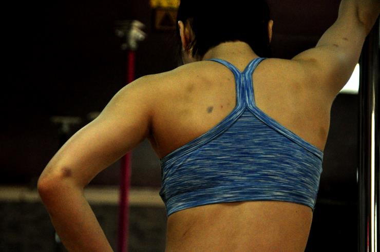 越漂越白的鋼管舞，會是體育產業的好生意嗎？ 