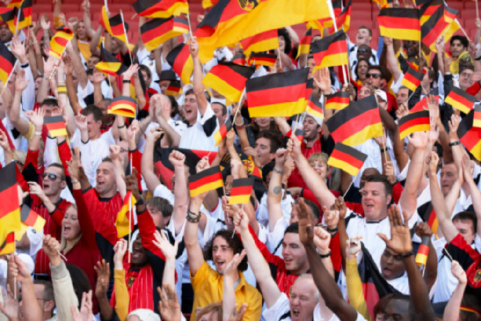 德國隊(duì)公布?xì)W洲杯大名單，施魏因施泰格任隊(duì)長，羅伊斯落選 