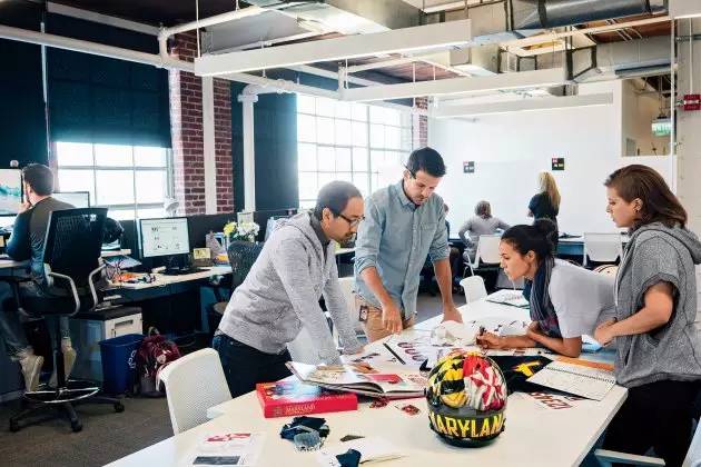 要么贏下未來，要么浪費7.1億美元，這就是UA豪賭數字健身領域的邏輯 