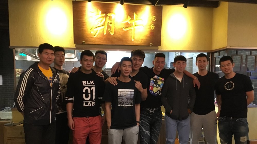 1464938293405307.jpg 北京首鋼男籃球員陳世東發表退役聲明