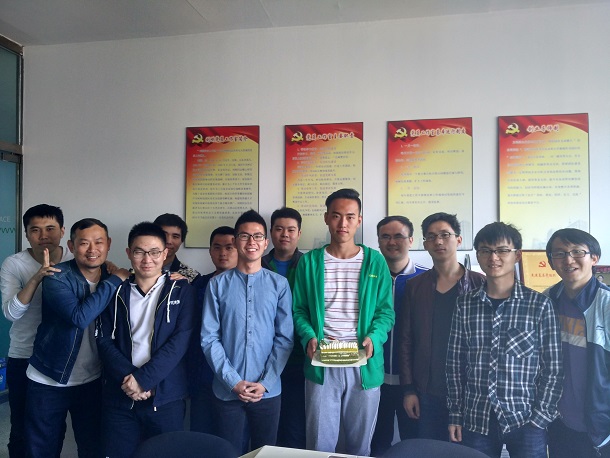 一個(gè)阿根廷球迷的二次創(chuàng)業(yè)，想讓所有死忠球迷找到組織 | 創(chuàng)業(yè)熊 