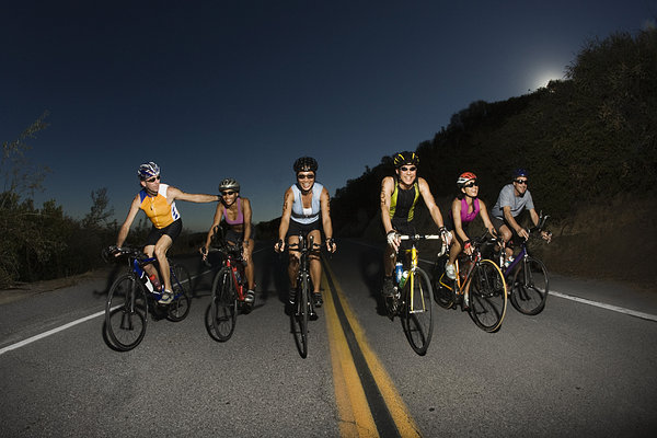 黑夜運動經(jīng)濟：蟄伏的生態(tài)圈 