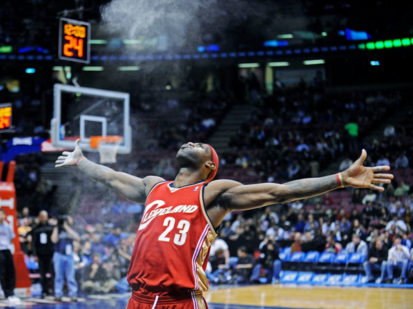 15張圖片帶你揭秘詹姆斯商業(yè)帝國 