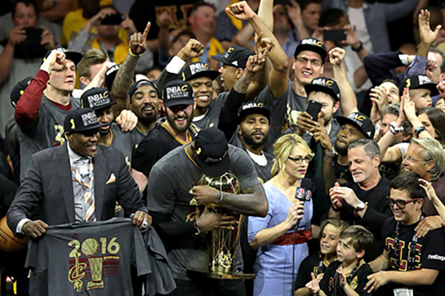 體育商業視角滾動播報總決賽：騎士奪冠克利夫蘭預計收2億美元 