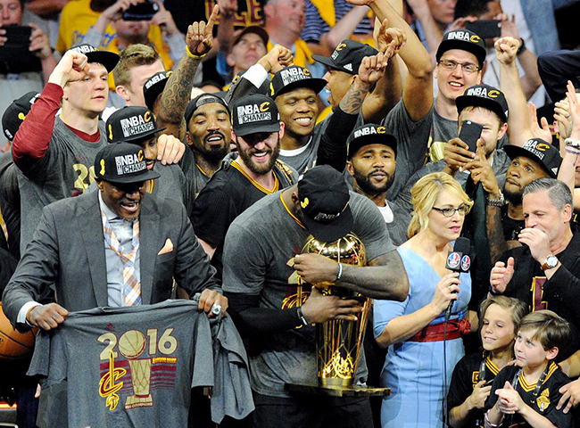 馬駿專欄：衰敗的克利夫蘭，需要詹姆斯的淚花 