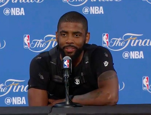 iSports第023期：App教你像球星一樣思考，智能座椅讓你不再錯過進球 