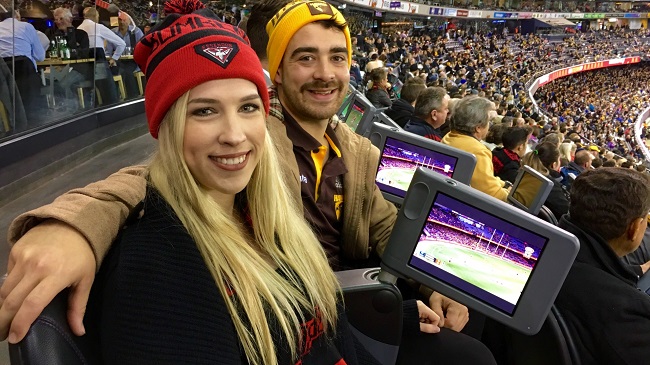 iSports第023期：App教你像球星一樣思考，智能座椅讓你不再錯過進球 